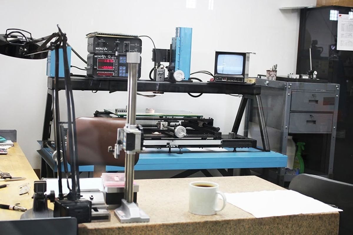 Measuring equipment in the inspection room